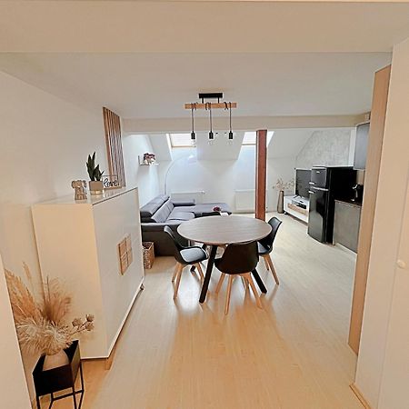 Mezonetovy Apartman V Centru Praga Exterior foto